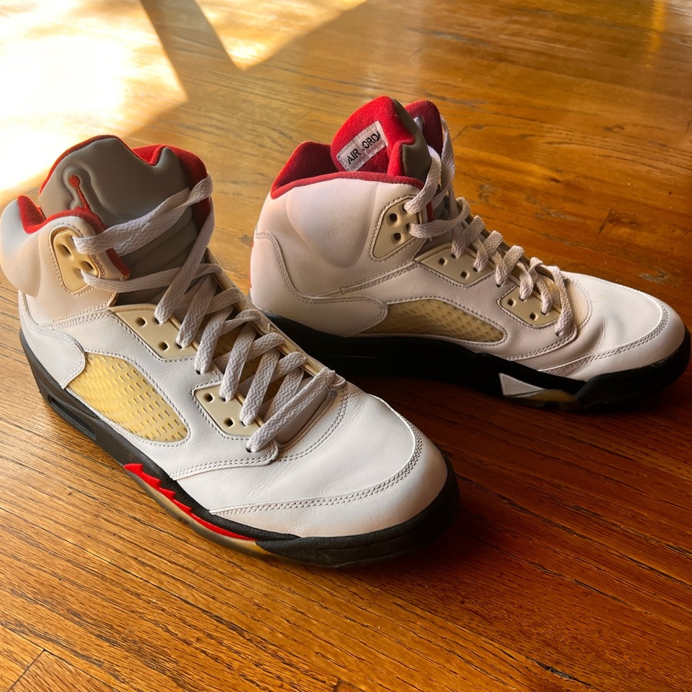 Jordan 5 Retro - Picture 4 of 5